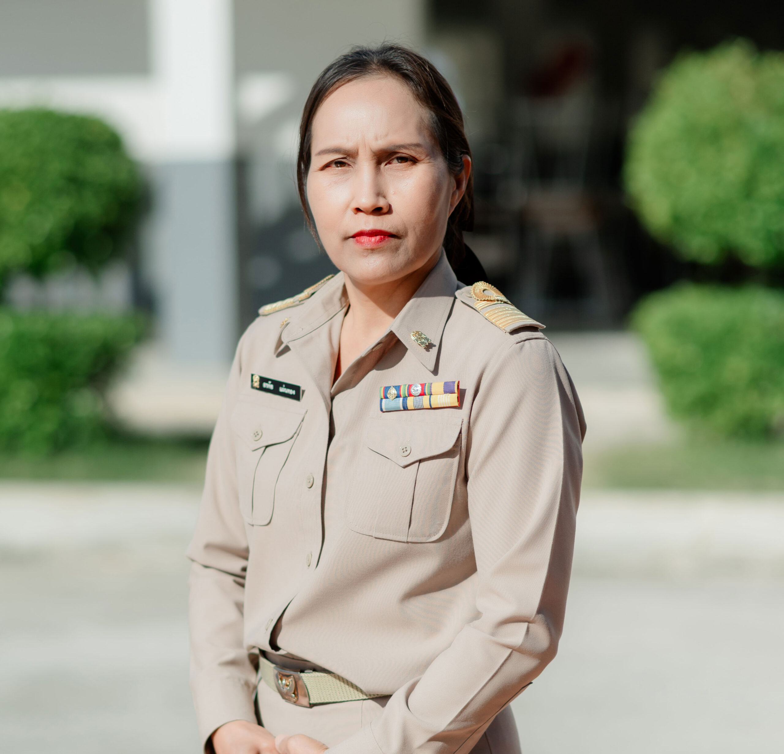 นางอรทัย แผ่นทอง