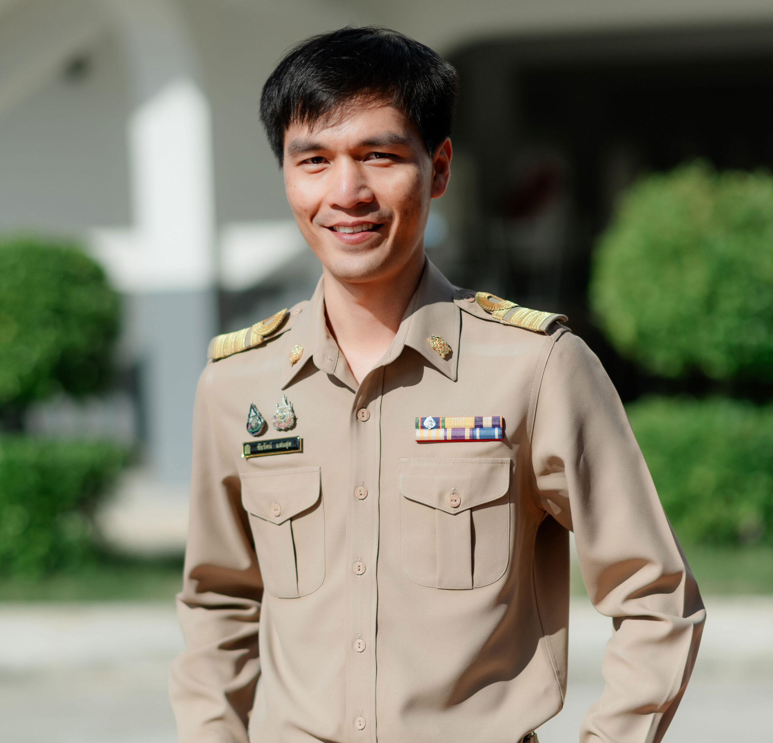 นายชัยรัตน์ แสนสุด