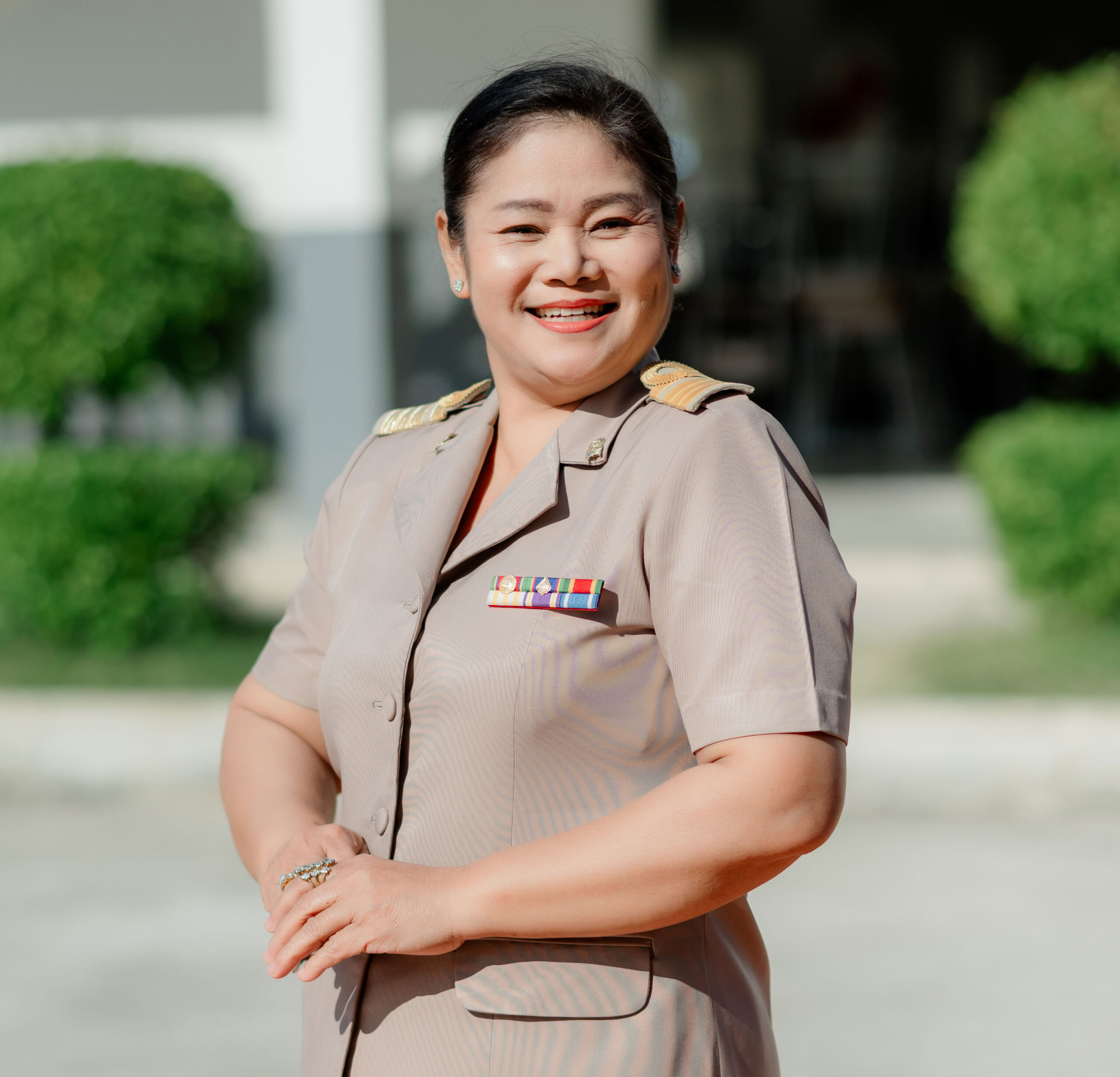 นางจุราภรณ์ ภูวดลไพโรจน์