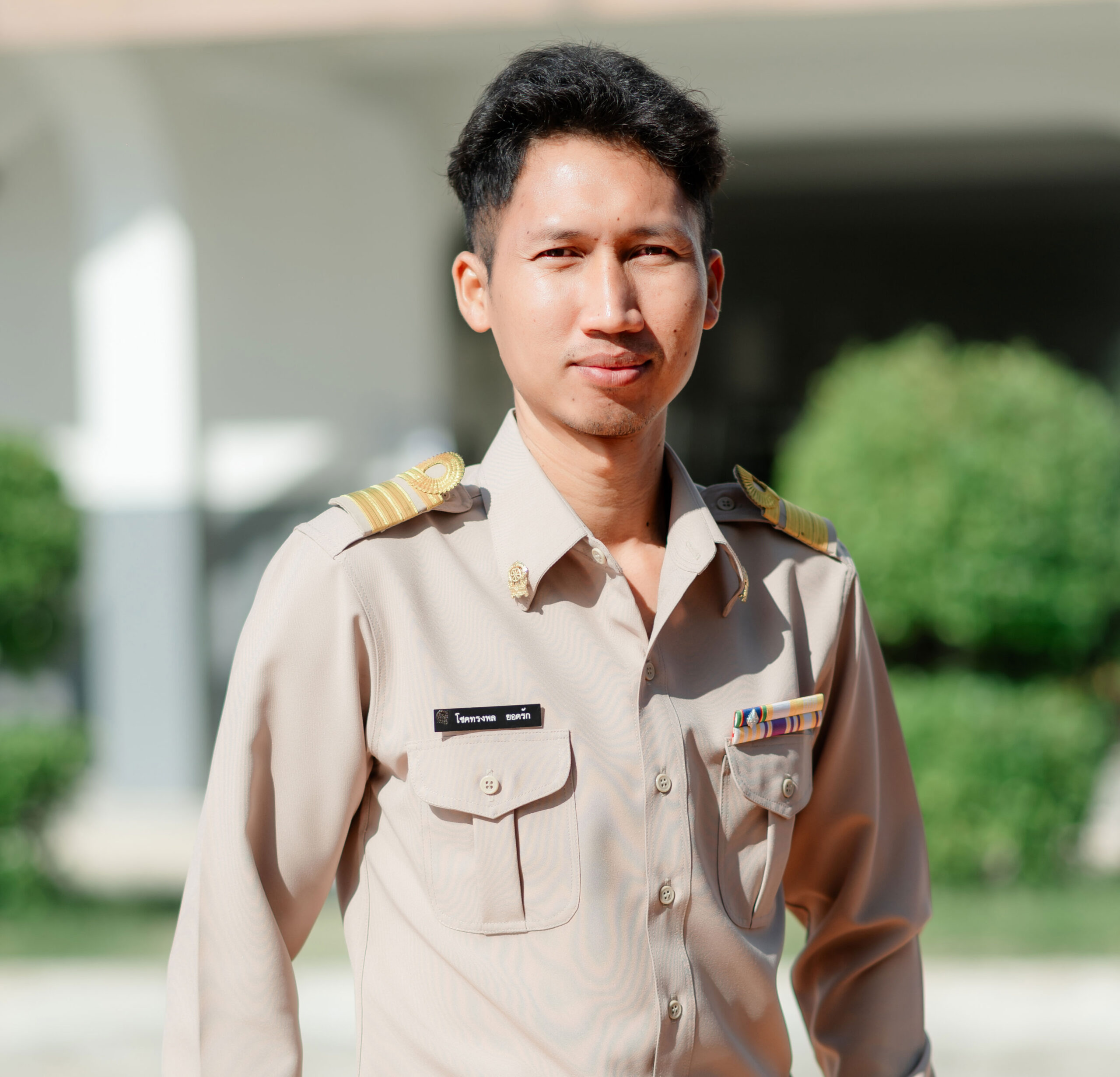 นายโชคทรงพล ยอดรัก